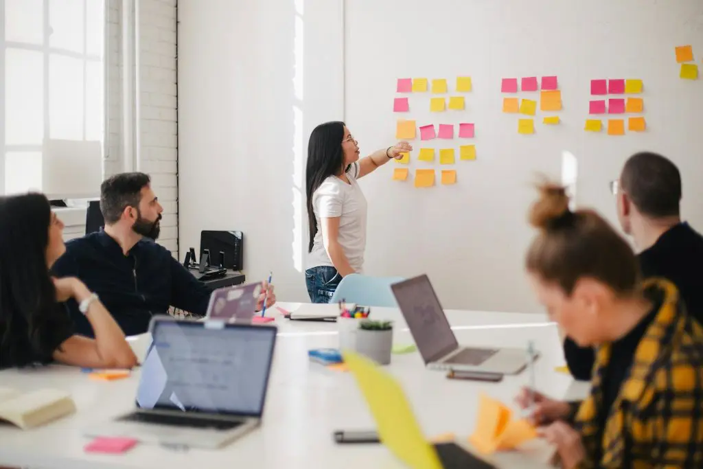 les agences marketing aident les entreprises à gérer leur réputation en ligne